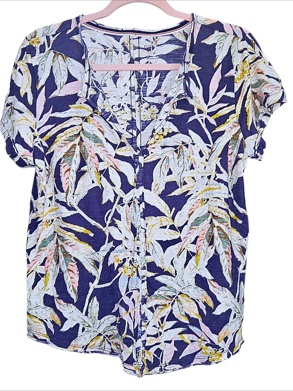 Pilcro Gray Tropical Palm Print Sliced Neck Short Sleeve Top Medium